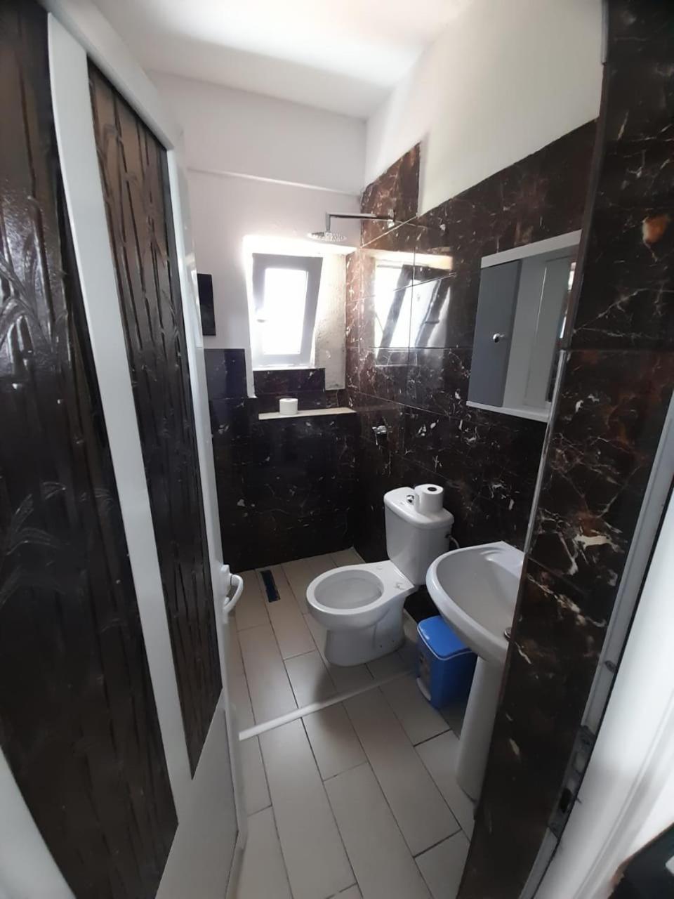 Rey Garden Villa Vlorë Habitación foto